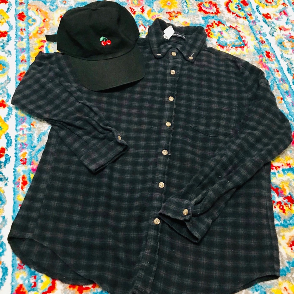 Brandy Melville flannel and hat bundle lot